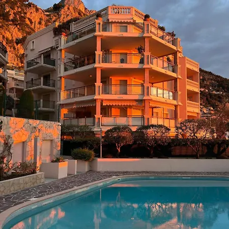 Magnificent Flat In With Swimming Pool Cap-d'Ail