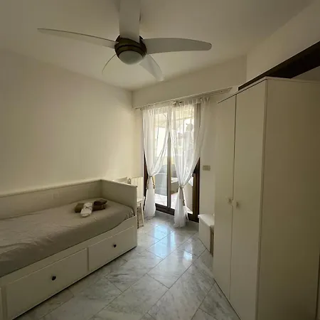 Magnificent Flat In With Swimming Pool Lägenhet